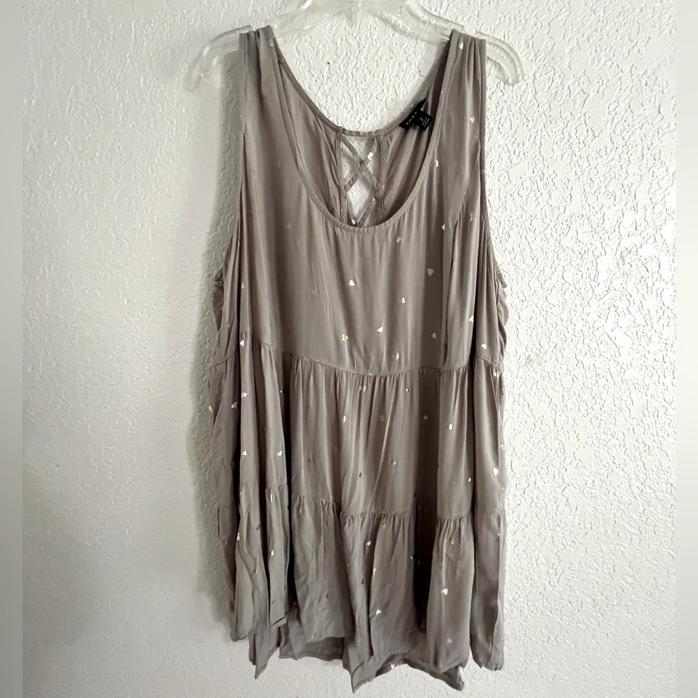 Torrid golden heart tank